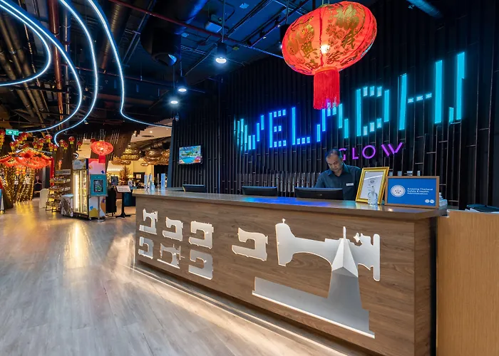 Vela Dhi Glow Pratunam 酒店